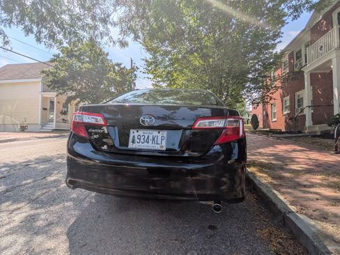 Used 2014 Toyota Camry FWD image 5