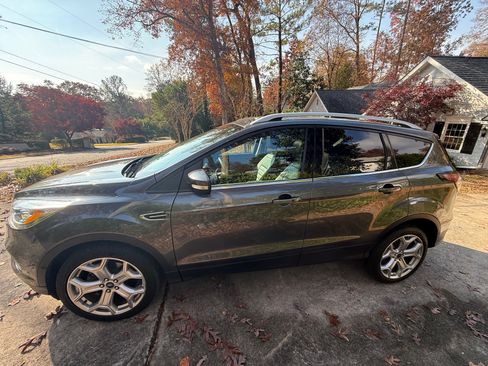 Used 2017 Ford Escape Titanium w/ Equipment Group 301A image 12