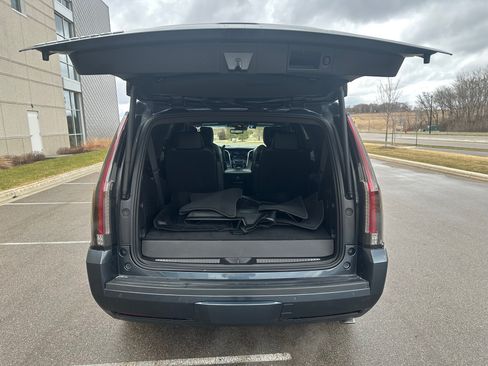 Used 2019 Cadillac Escalade Platinum image 20