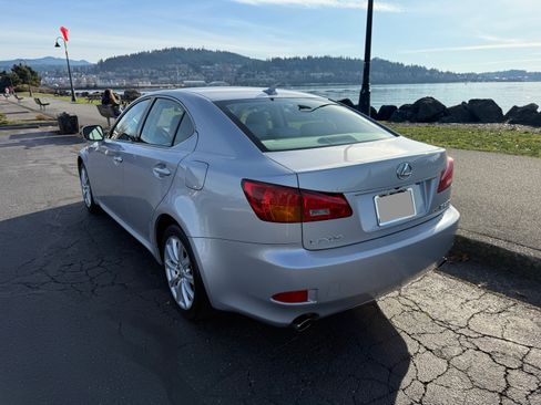 Used 2008 Lexus IS 250 250 Sport Sedan 4D w/ Luxury Pkg image 8