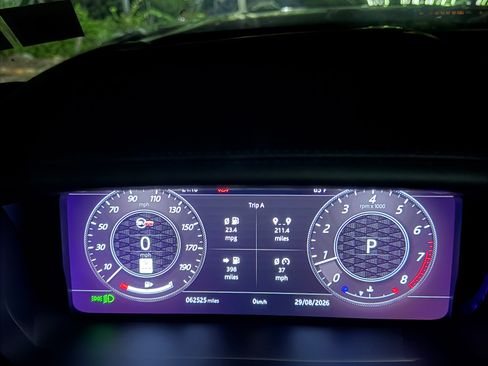 Used 2020 Land Rover Range Rover Sport SVR AWD/4WD image 12