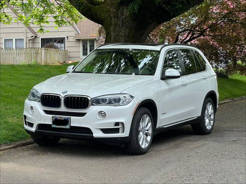 Used 2016 BMW X5 xDrive35i image 1