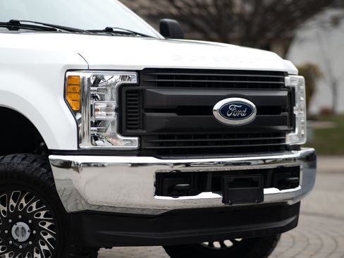 Used 2017 Ford F350 XL w/ Power Equipment Group image 2