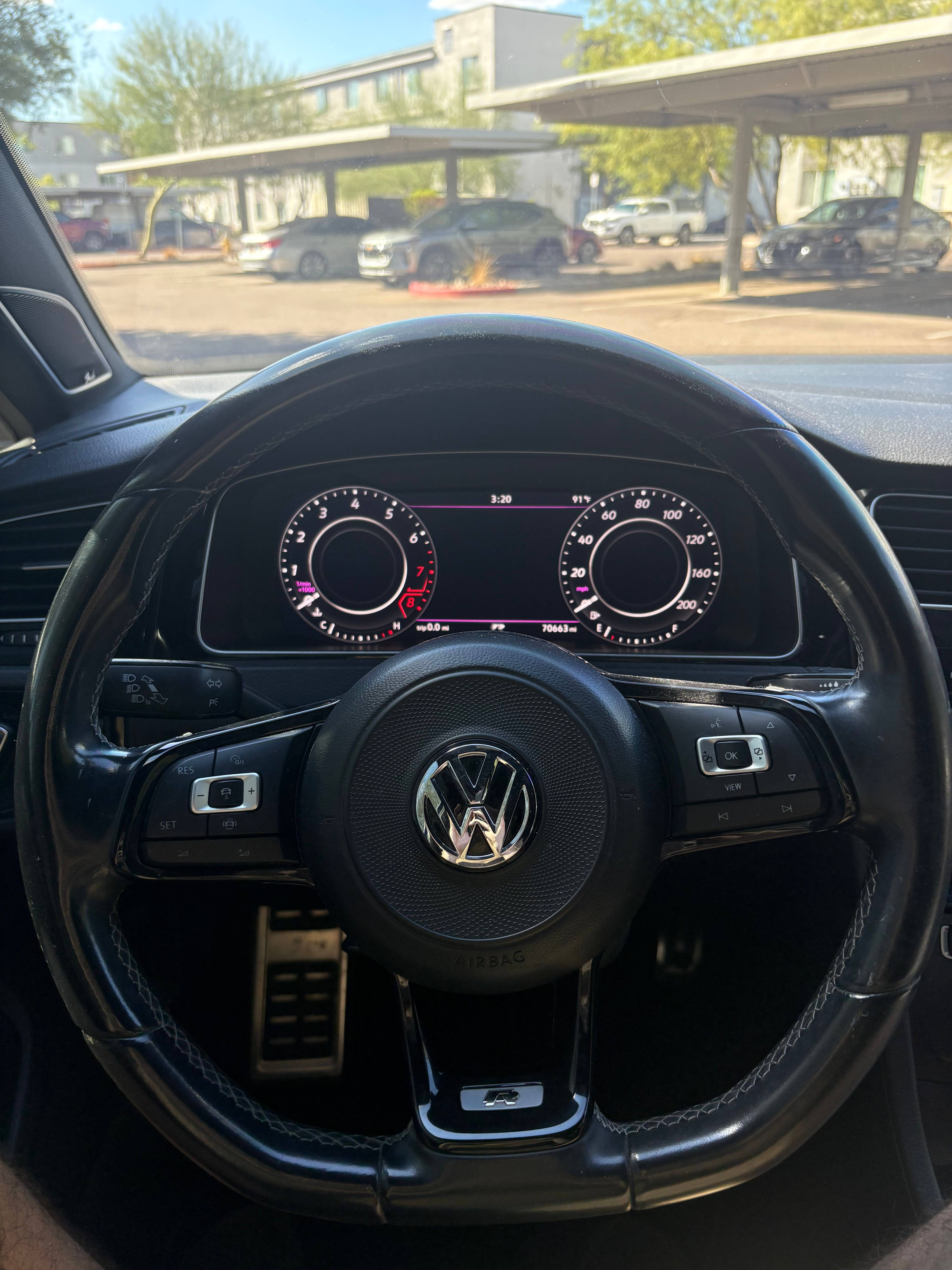 Used 2019 Volkswagen Golf R 4-Door AWD/4WD image 14