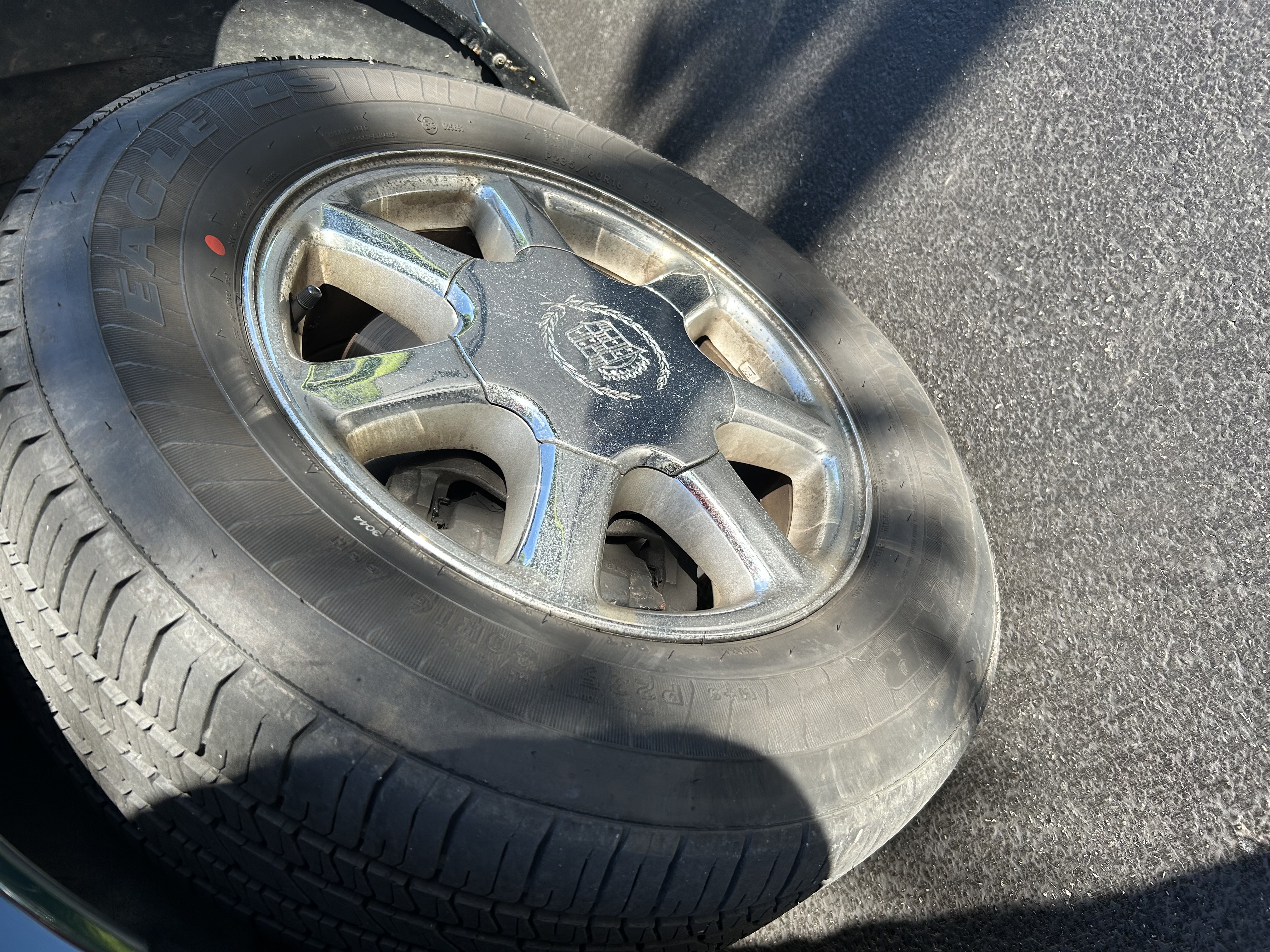 Used 2000 Cadillac Eldorado Touring FWD image 13