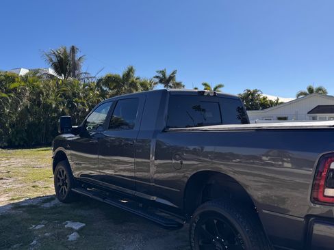 Used 2023 RAM 3500 Laramie image 6