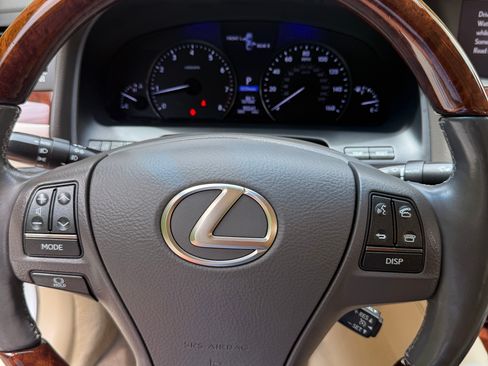 Used 2014 Lexus LS 460 AWD image 24