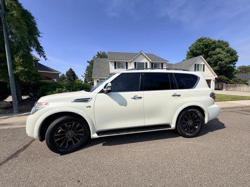 Used 2020 Nissan Armada Platinum AWD/4WD image 1