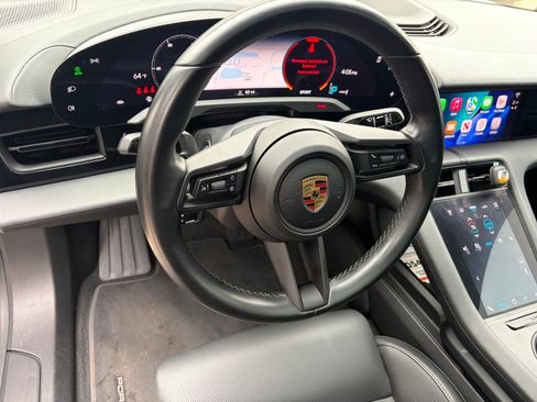 Used 2021 Porsche Taycan Sedan 4D image 31