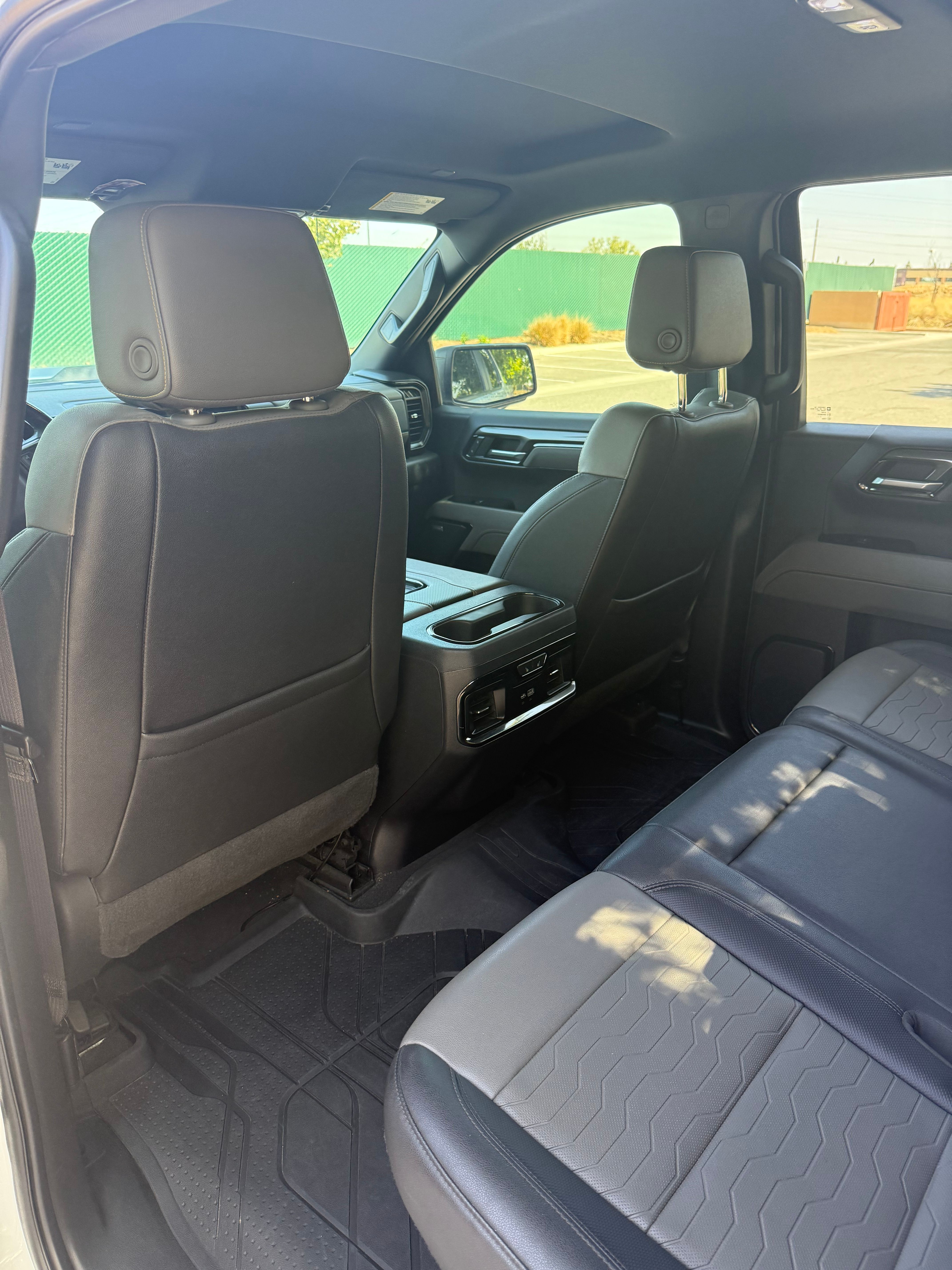 Used 2022 Chevrolet Silverado 1500 ZR2 w/ Technology Package AWD/4WD image 13