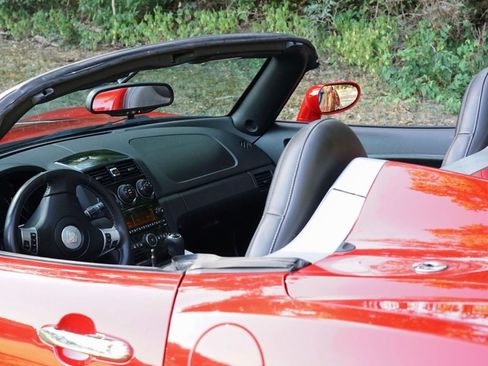 Used 2009 Saturn Sky w/ Premium Trim Package RWD image 12