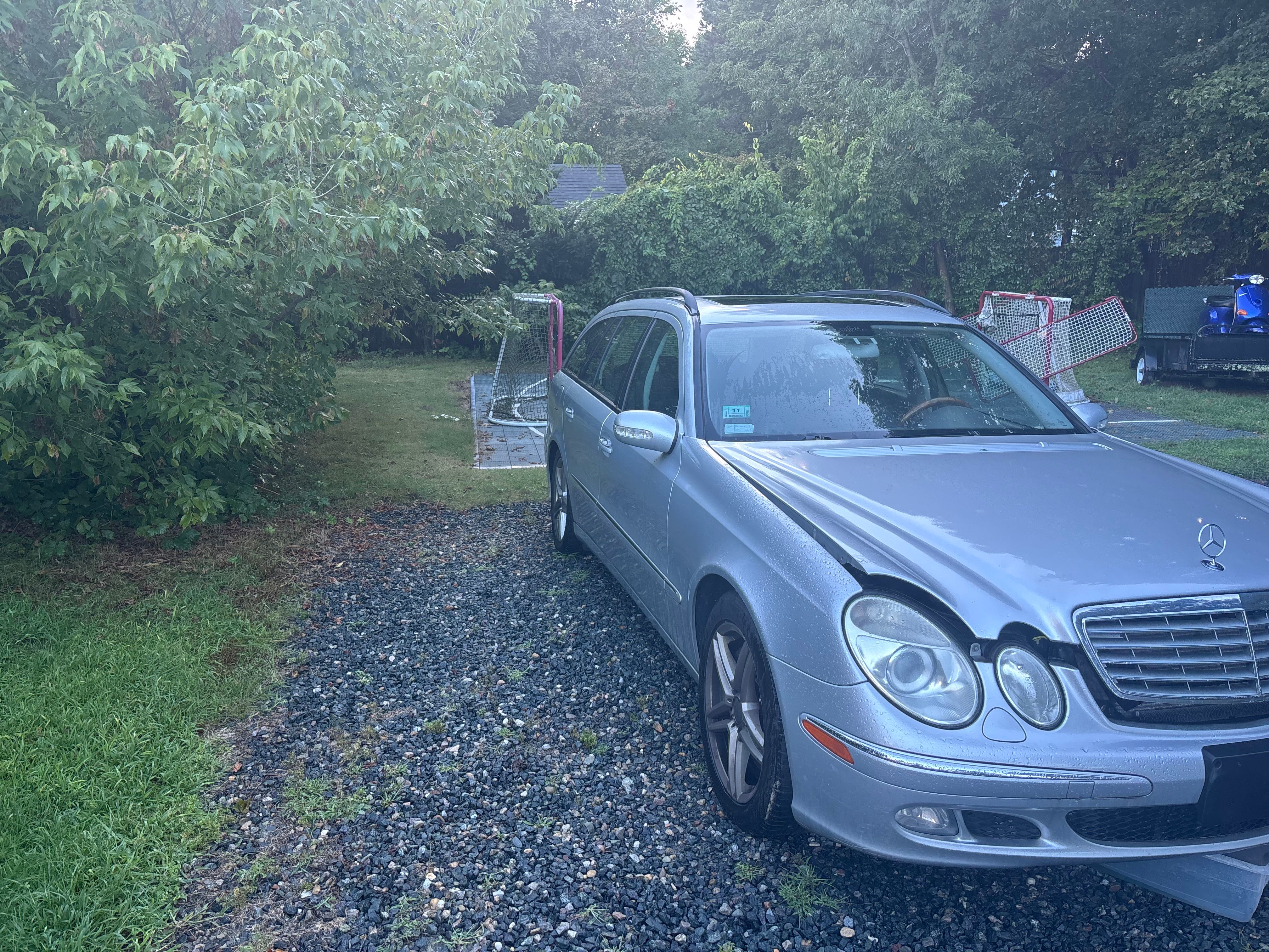 Used 2006 Mercedes-Benz E 500 4MATIC Wagon image 5