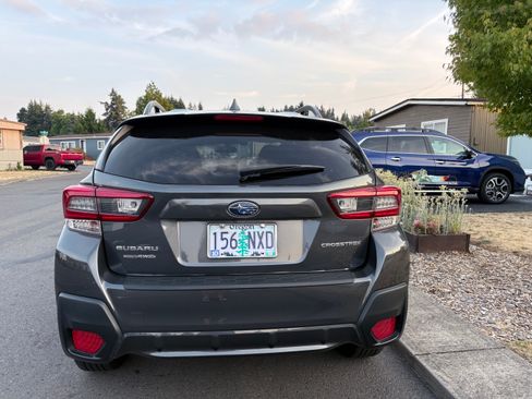 Used 2023 Subaru Crosstrek 2.0i Premium AWD/4WD image 6