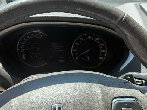 Used 2013 Lincoln MKZ AWD image 5