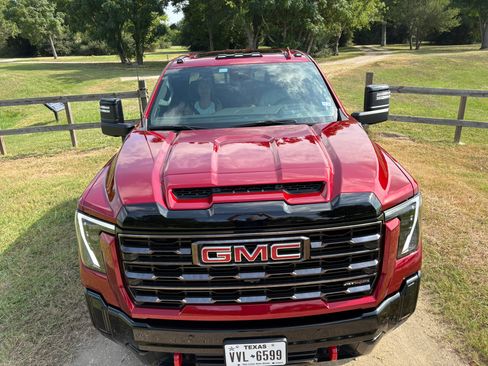 Used 2025 GMC Sierra 2500 AT4X image 20
