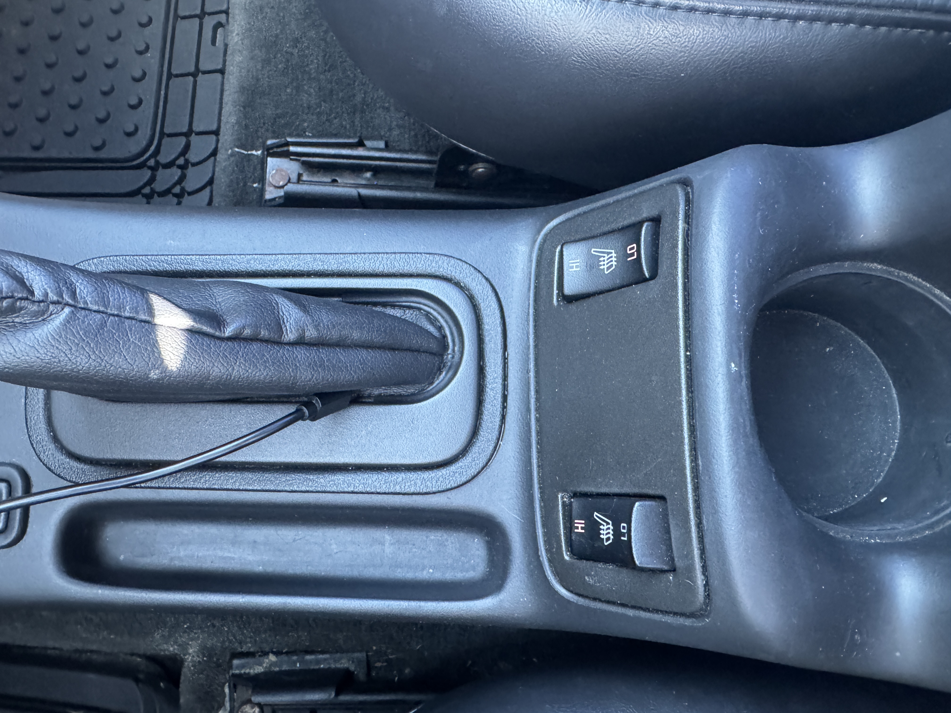 Used 2004 Chevrolet Monte Carlo SS w/ Preferred Equipment Group FWD image 16