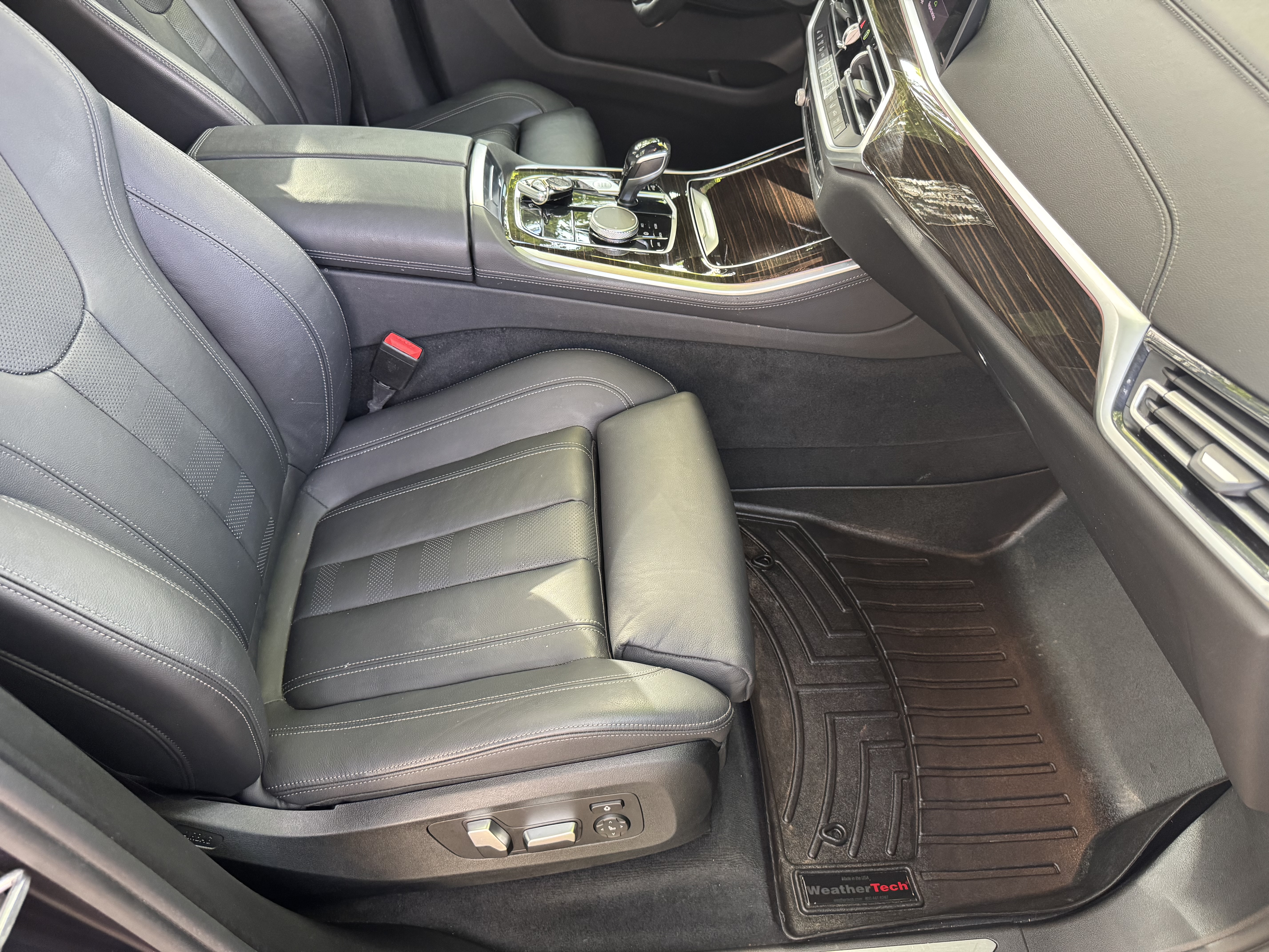Used 2020 BMW X5 xDrive40i w/ Convenience Package AWD/4WD image 25