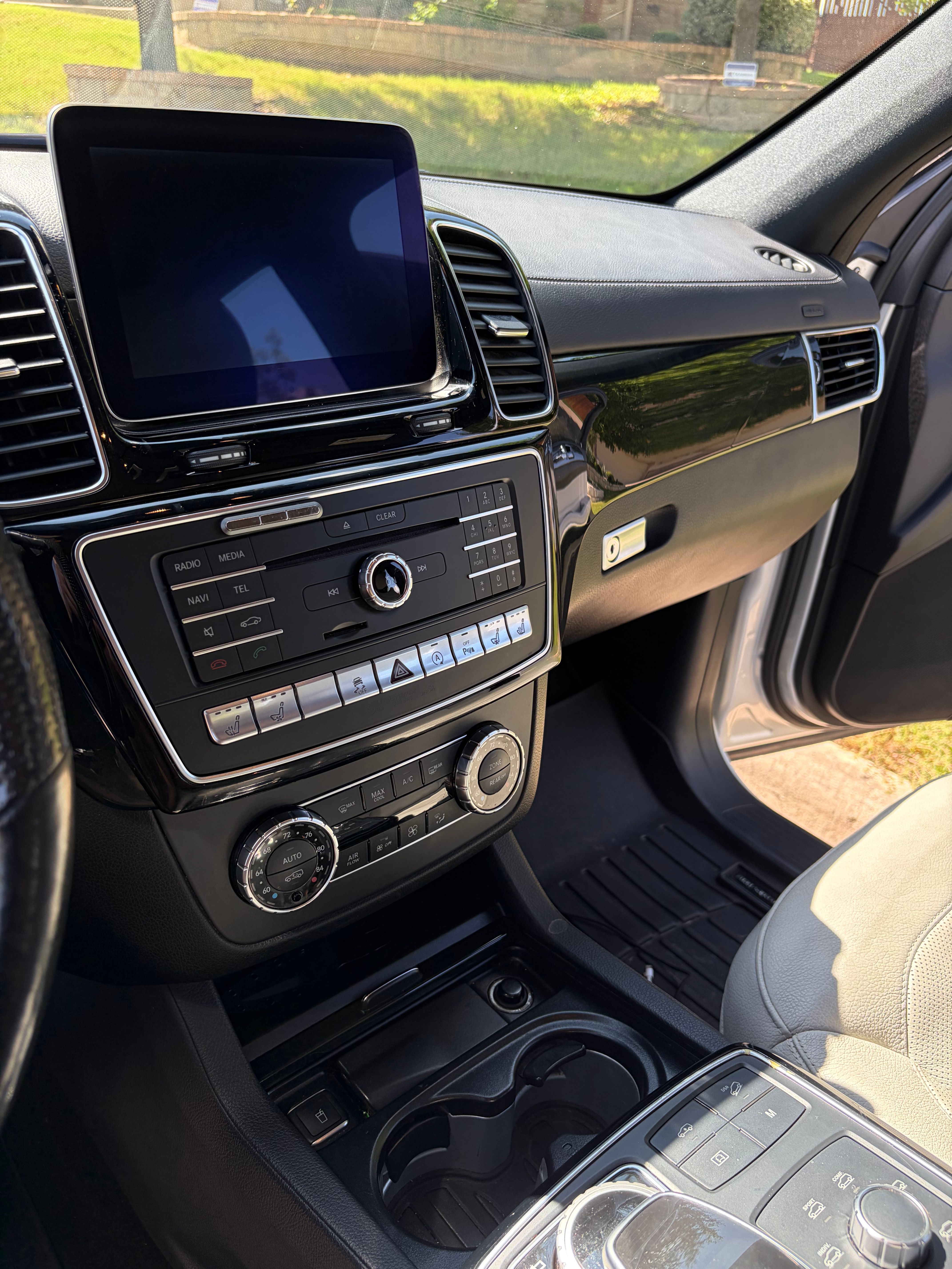 Used 2017 Mercedes-Benz GLS 550 4MATIC image 22