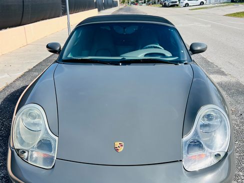 Used 2004 Porsche Boxster image 4