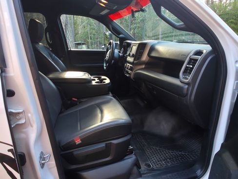 Used 2021 RAM 3500 Tradesman w/ Chrome Appearance Group image 5