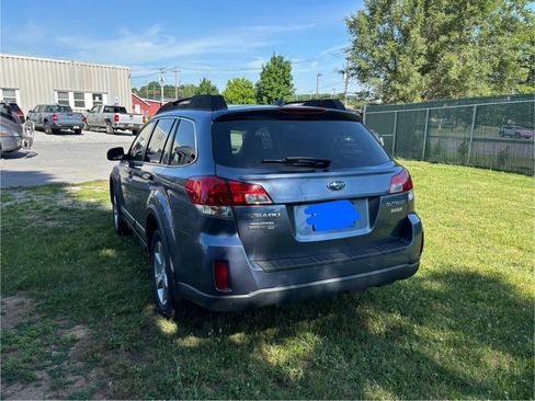 Used 2013 Subaru Outback 2.5i Limited w/ Popular Pkg 2 AWD/4WD image 6