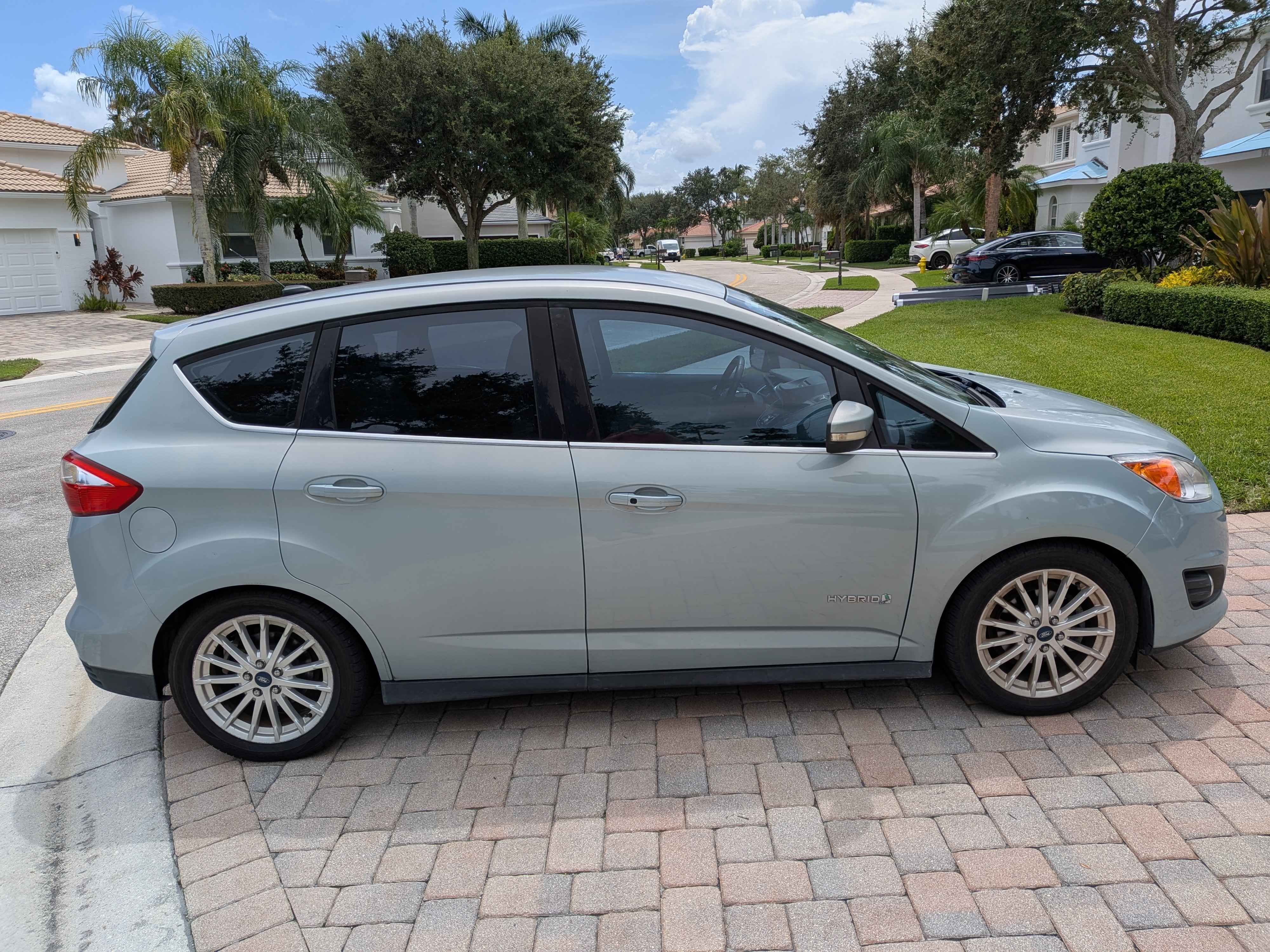 Used 2013 Ford C-MAX SEL FWD image 5