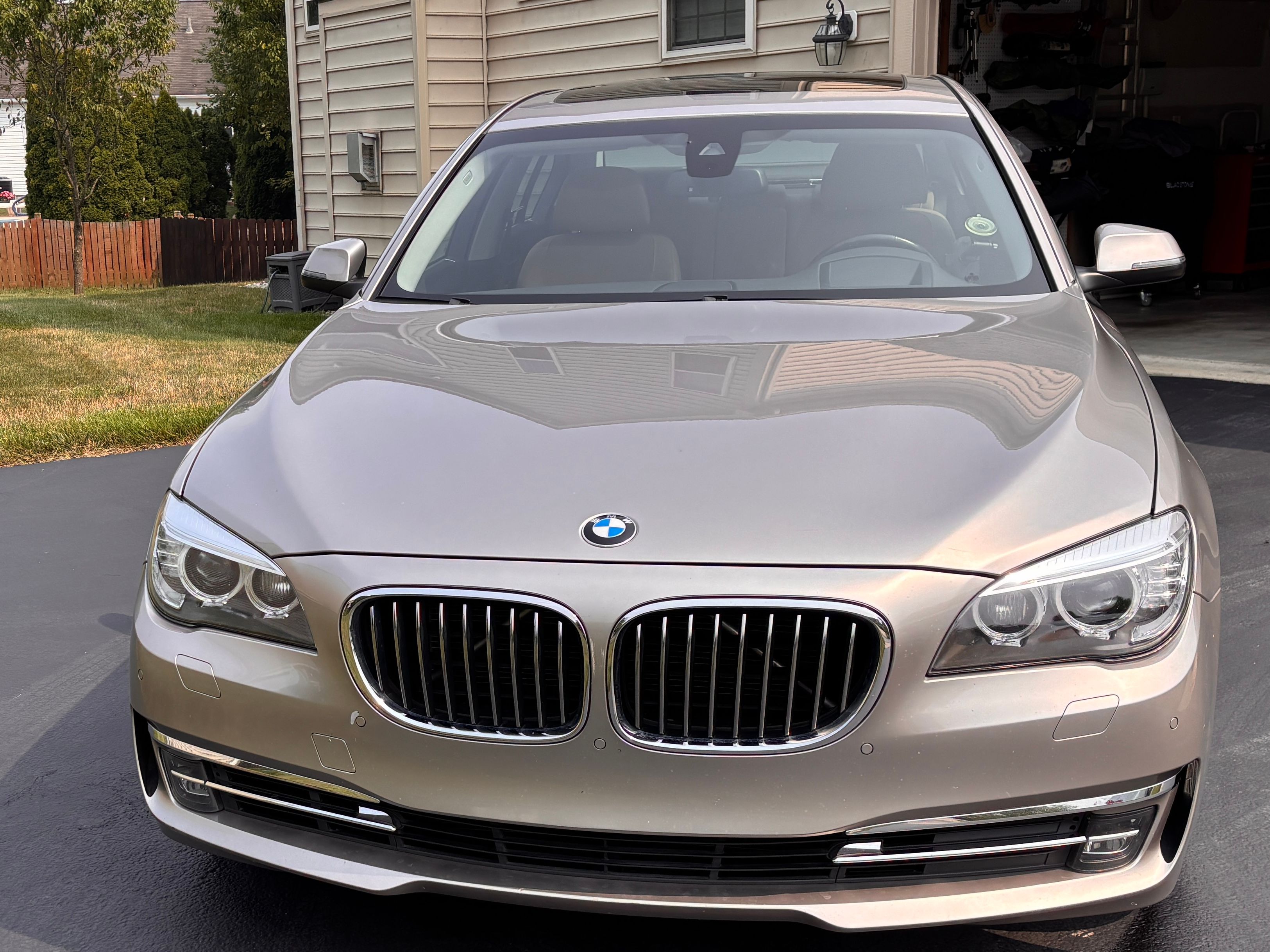 Used 2015 BMW 740Li xDrive AWD/4WD image 2