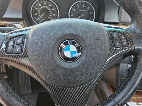 Used 2006 BMW 325i Sedan image 17