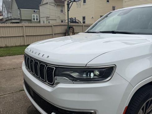 Used 2025 Jeep Wagoneer Series II image 17