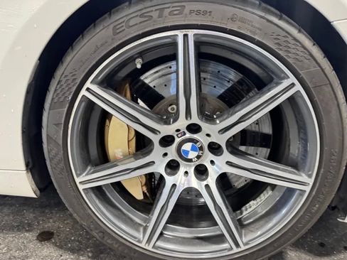 Used 2015 BMW M6 Convertible RWD image 5