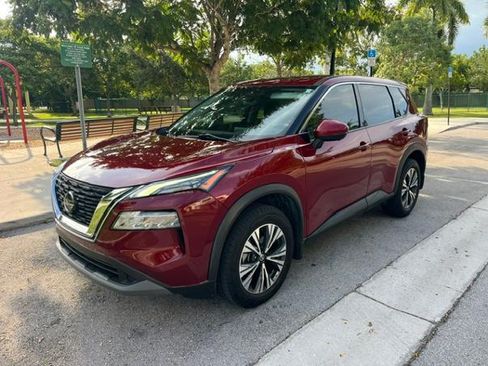 Used 2021 Nissan Rogue SV FWD image 12