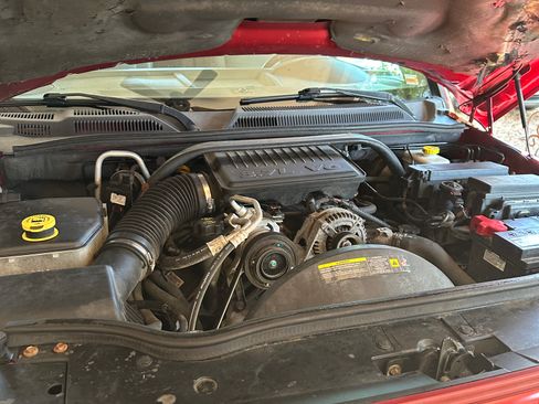 Used 2006 Jeep Commander 4WD image 16