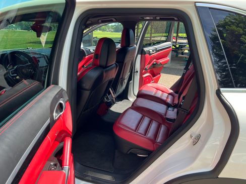 Used 2015 Porsche Cayenne Diesel image 18