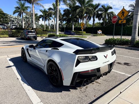 Used 2017 Chevrolet Corvette Z06 image 21