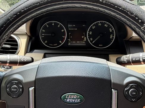 Used 2013 Land Rover LR4 HSE AWD/4WD image 9