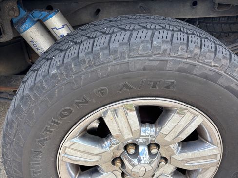 Used 2011 Ford F150 XLT w/ XLT Chrome Pkg image 12