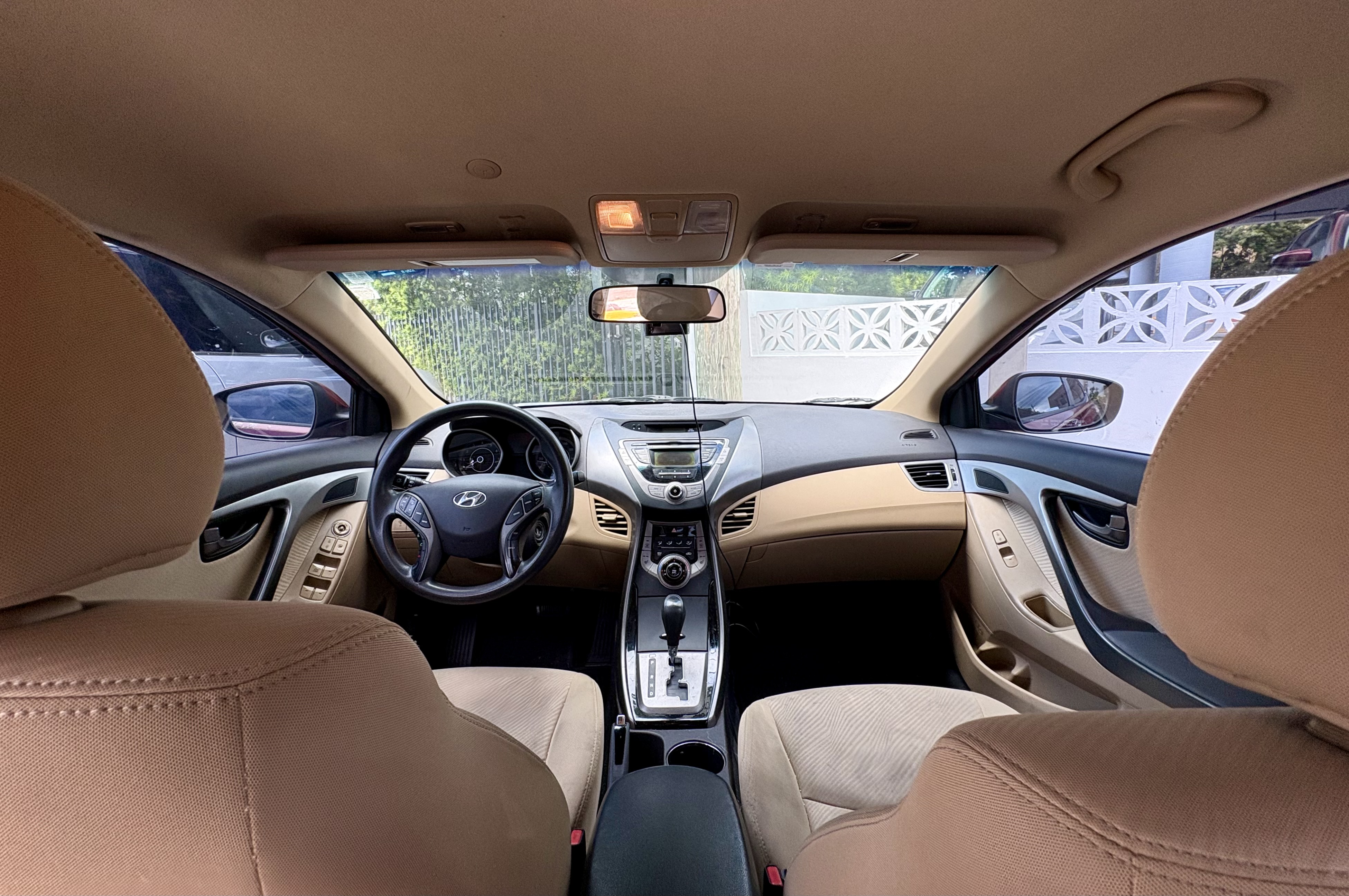 Used 2013 Hyundai Elantra GLS w/ Preferred Pkg FWD image 9