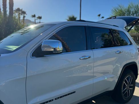 Used 2020 Jeep Grand Cherokee Limited RWD image 5