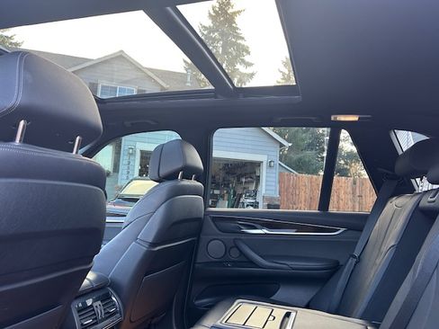 Used 2017 BMW X5 xDrive40e image 14