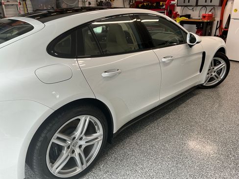 Used 2019 Porsche Panamera 4 image 6