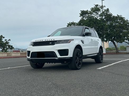 Used 2022 Land Rover Range Rover Sport HSE Silver Edition image 5