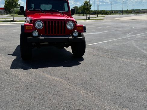 Used 2004 Jeep Wrangler 4WD w/ Dual Top Group image 4