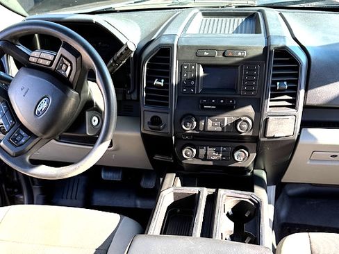 Used 2018 Ford F150 XL w/ Equipment Group 101A Mid image 5