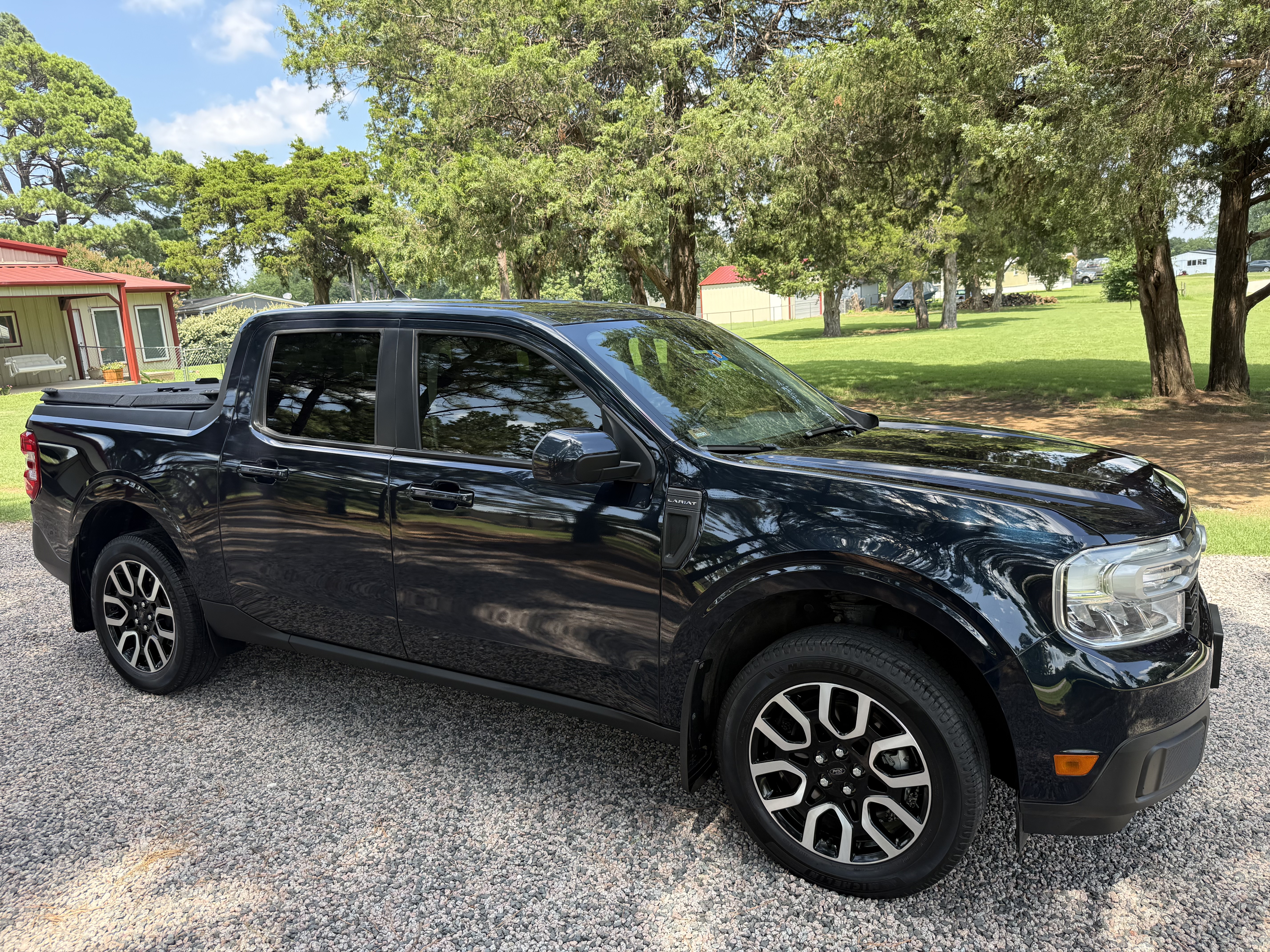 Used 2022 Ford Maverick Lariat w/ Lariat Luxury Package FWD image 5