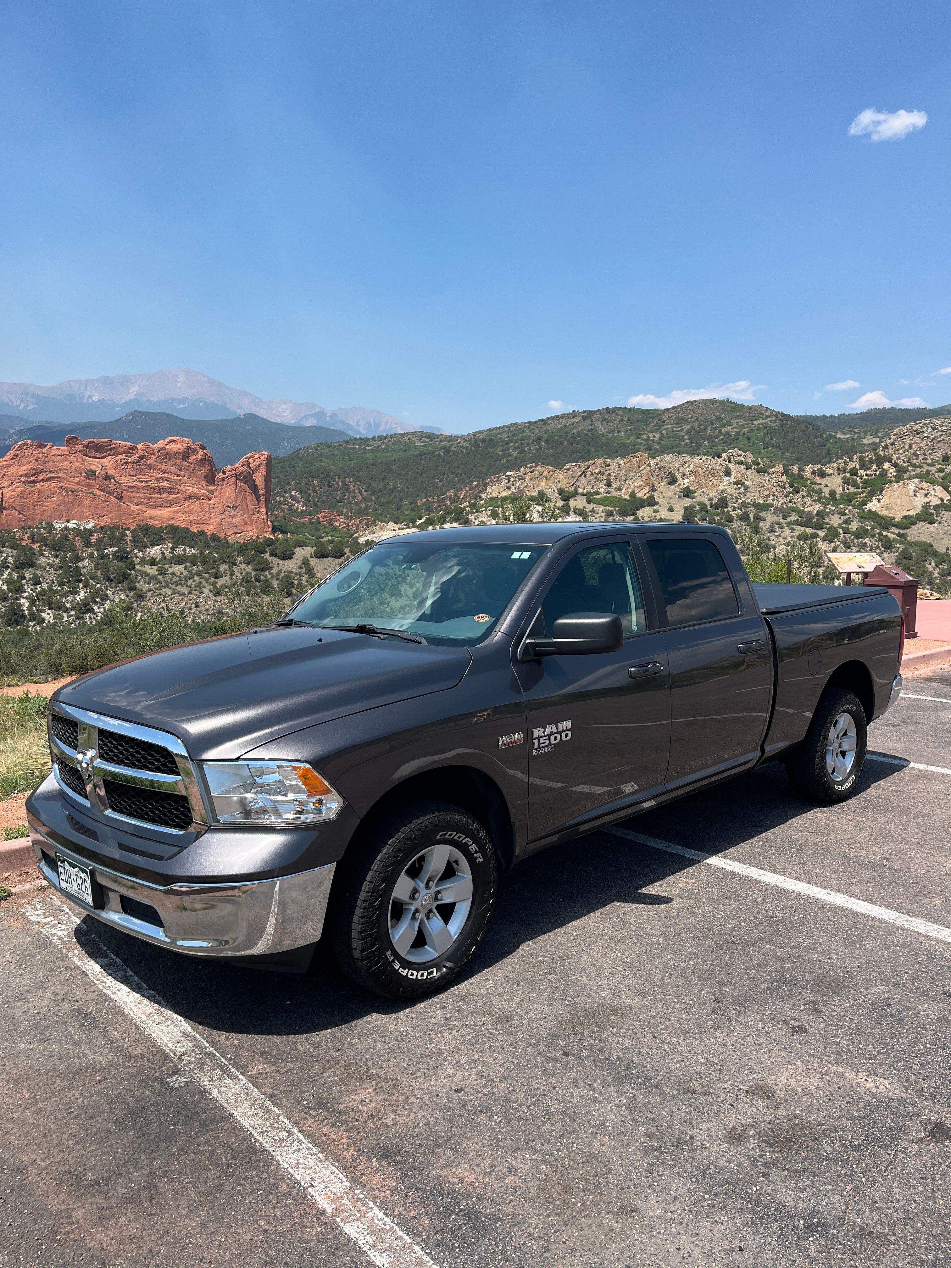 Used 2019 RAM 1500 Classic SLT AWD/4WD image 1