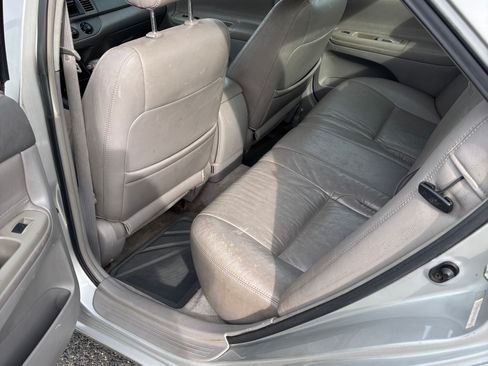 Used 2003 Toyota Camry LE image 10