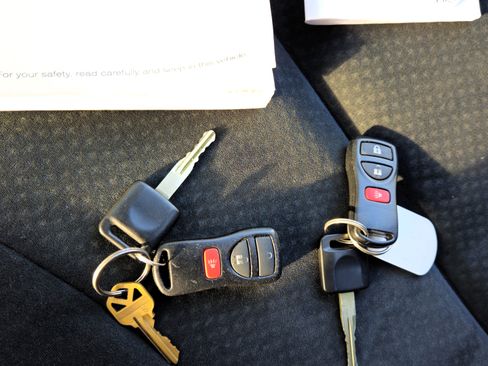 Used 2010 Nissan Versa 1.8 S w/ PWR Plus Pkg image 26