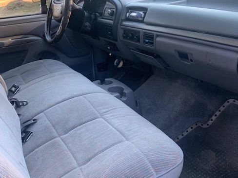 Used 1995 Ford F250 2WD Regular Cab image 10