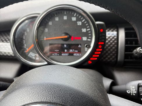 Used 2016 MINI Cooper S FWD image 11