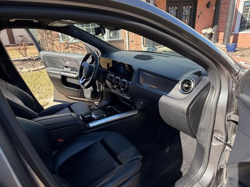 Used 2021 Mercedes-Benz GLA 250 4MATIC image 8